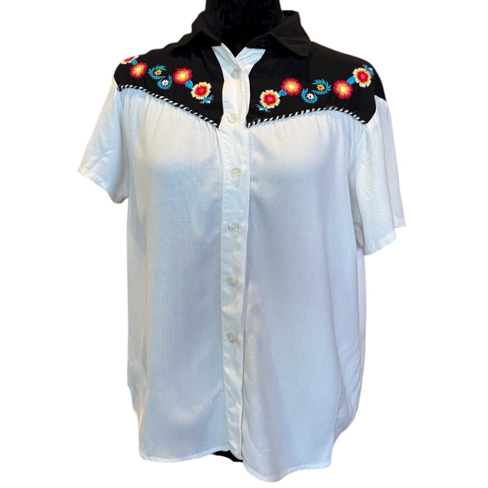 Vintage Southwest Canyon 90's Shirt Embroidered White Black Women's Top Medium